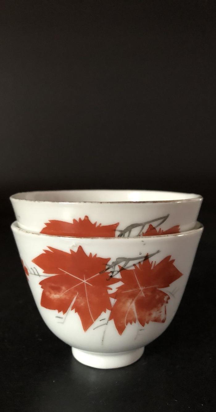 民国粉彩红枫叶杯一对