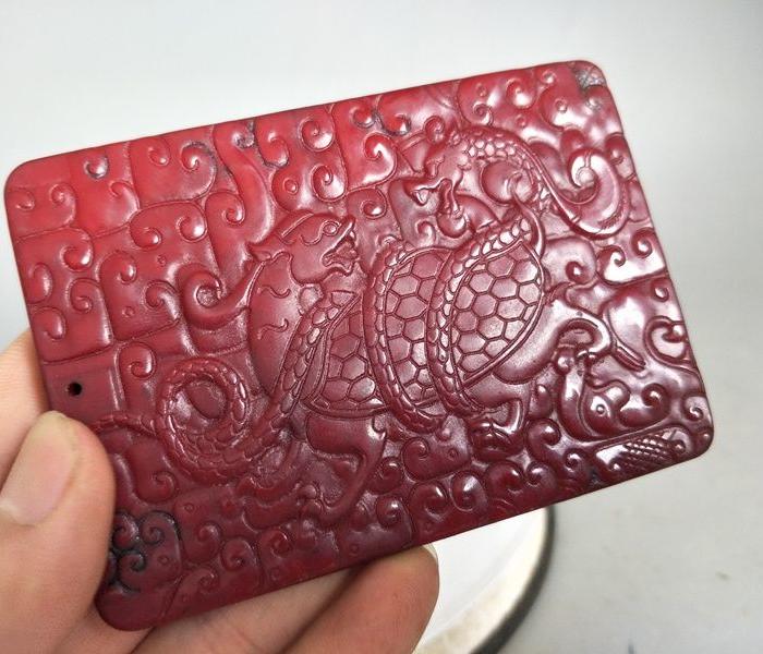 战汉和田红玉佩