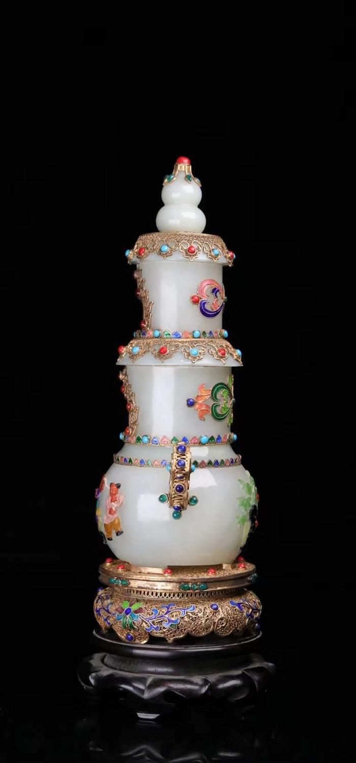 新疆和田玉佛塔