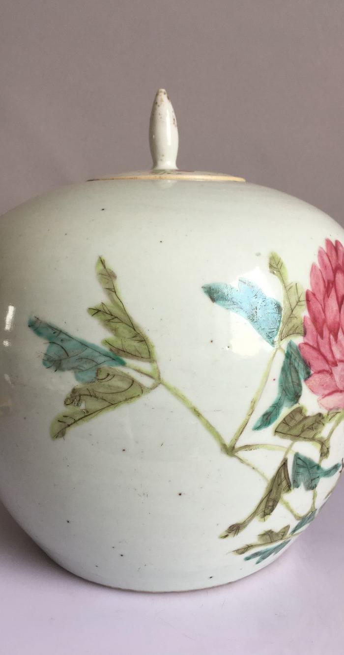 民 国陈利顺作花鸟冬瓜罐