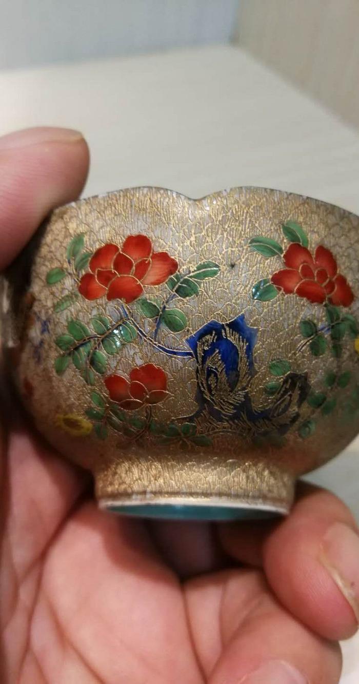 乾隆掐丝珐琅彩鸡缸杯 高4厘米宽7厘米