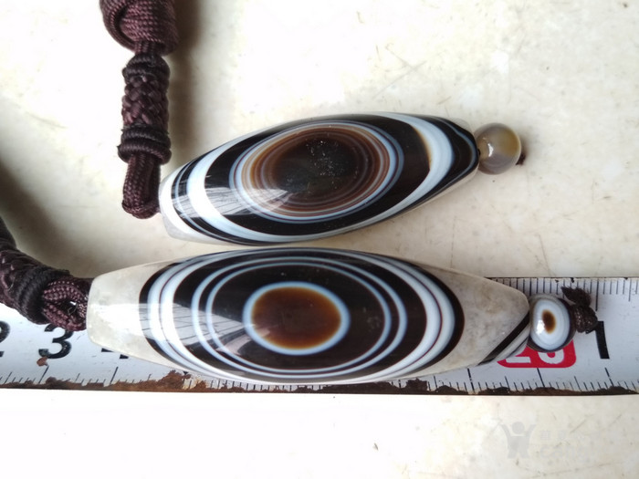                 描述:天眼石玛瑙