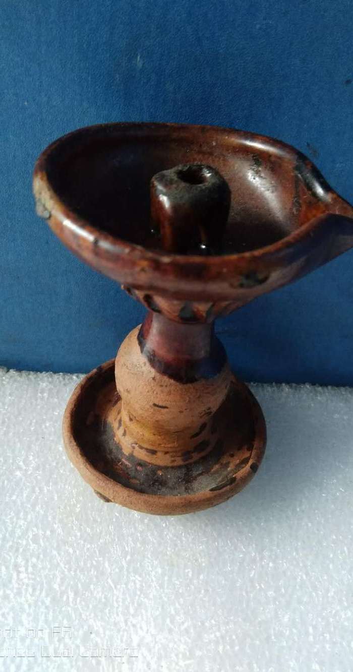 民国酱釉小油灯