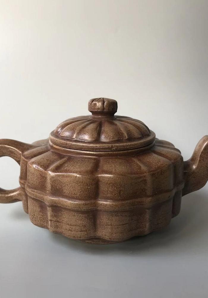 王寅春全手工古铜砂菊瓣紫砂壶380cc9.5x16