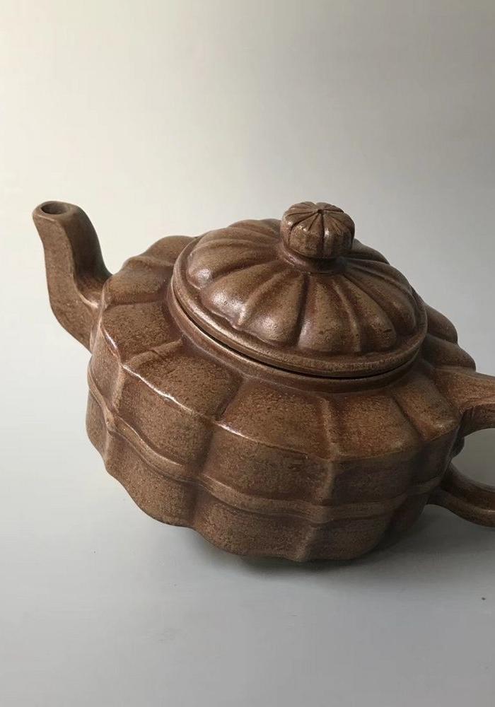 王寅春全手工古铜砂菊瓣紫砂壶380cc9.5x16