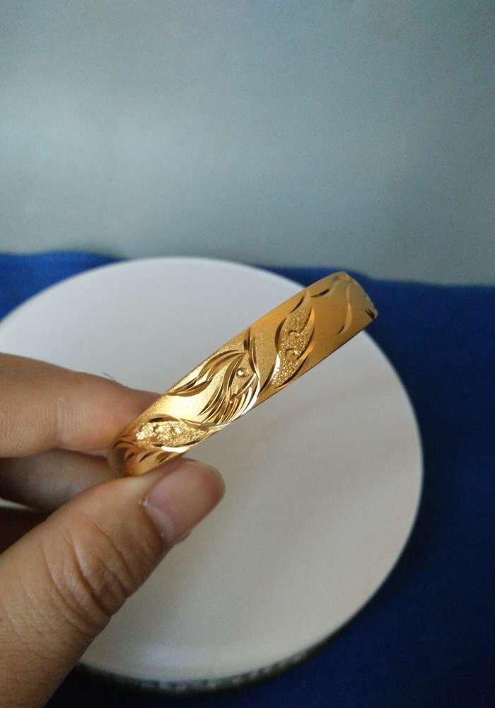 少见的12k金凤凰手镯