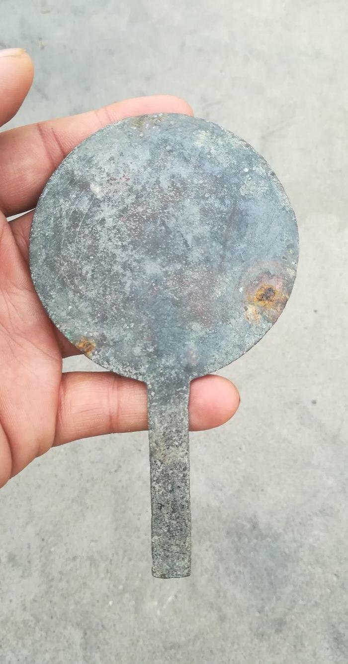 清中期手柄铜镜