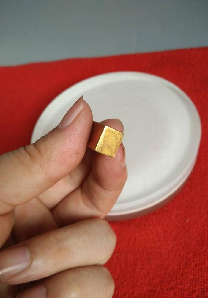 收藏少见的大清金库金条