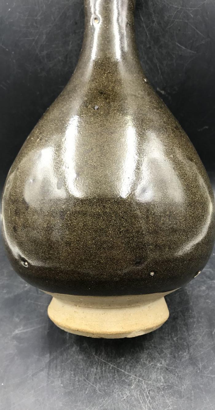 元代茶叶末玉壶春