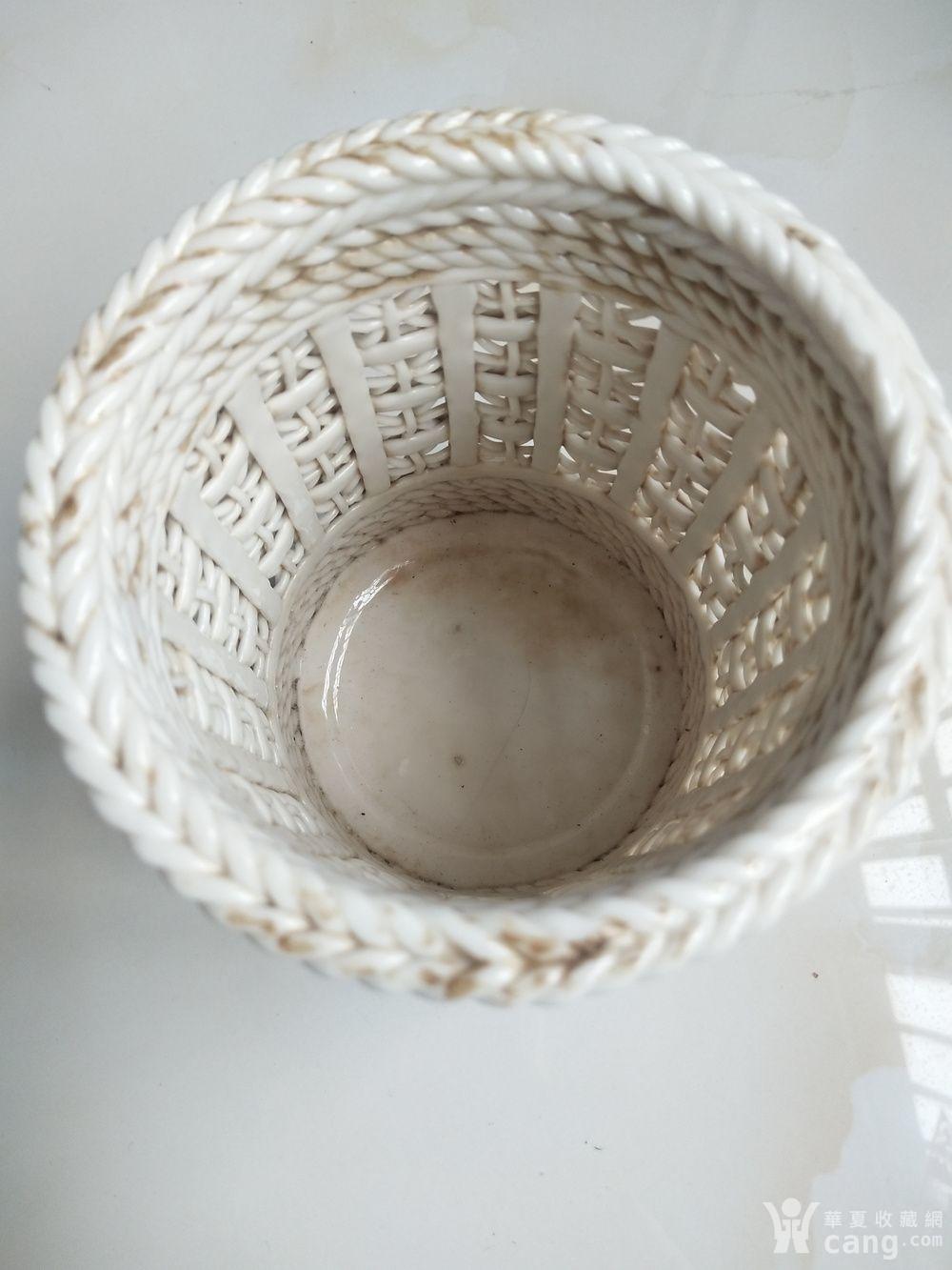 镂空笔筒白瓷笔筒