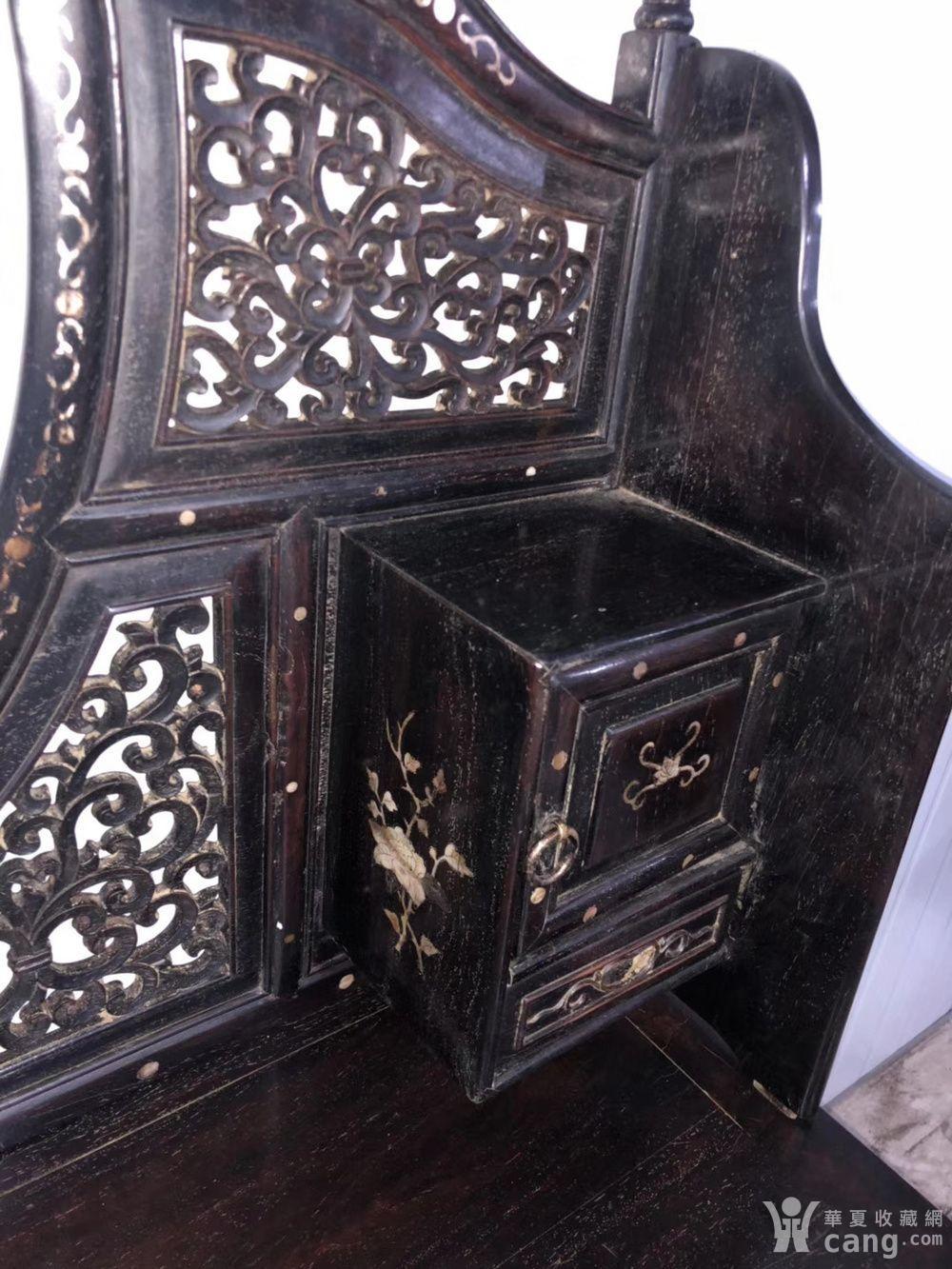 明清时期家具小叶紫檀镶嵌贝壳梳妆台