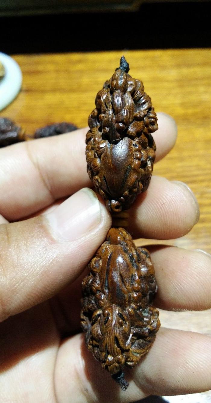 清 核雕挂件一对 狮子