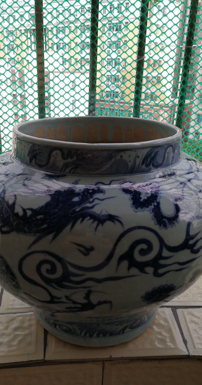 元青花龙纹大罐