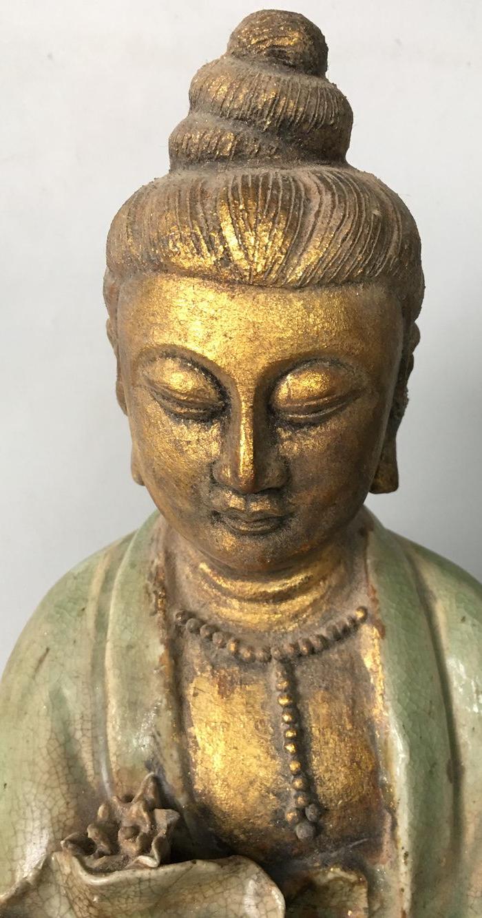 明代龙泉窑描金观音像一尊