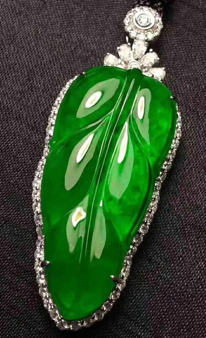 缅甸翡翠帝王绿大叶klx整56x22x12裸41x19x4