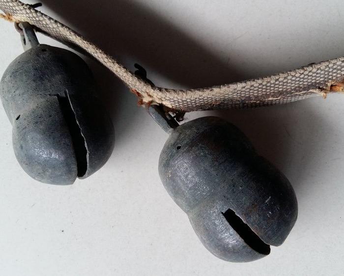 以前马脖子里的铃铛