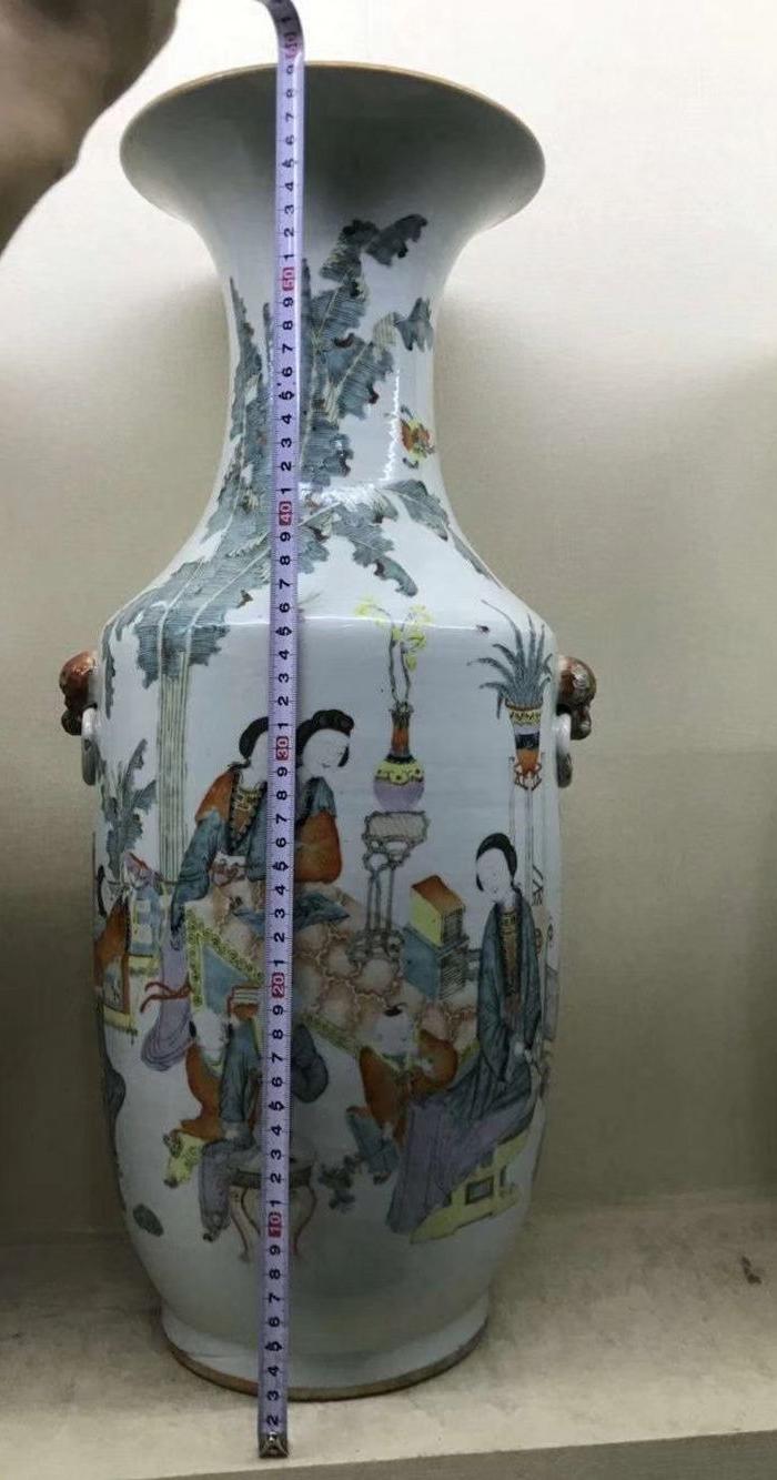 光绪粉彩芭蕉美女大瓶