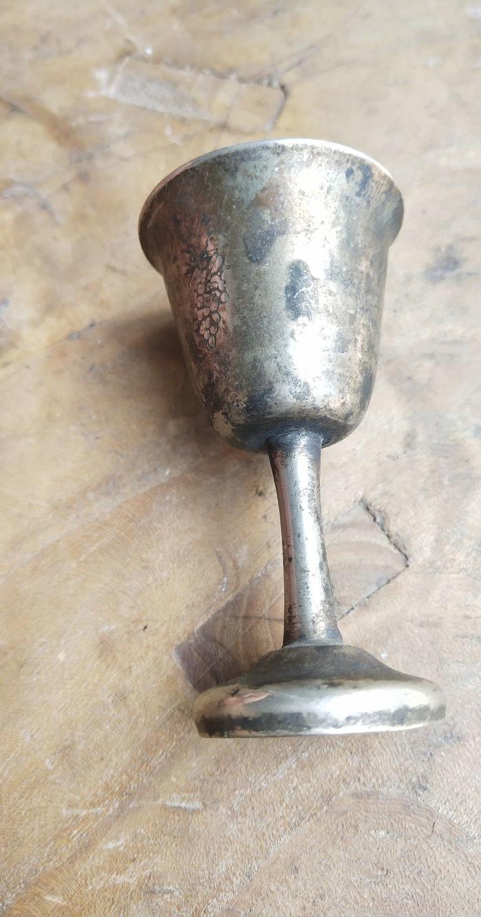 民国银酒杯一个