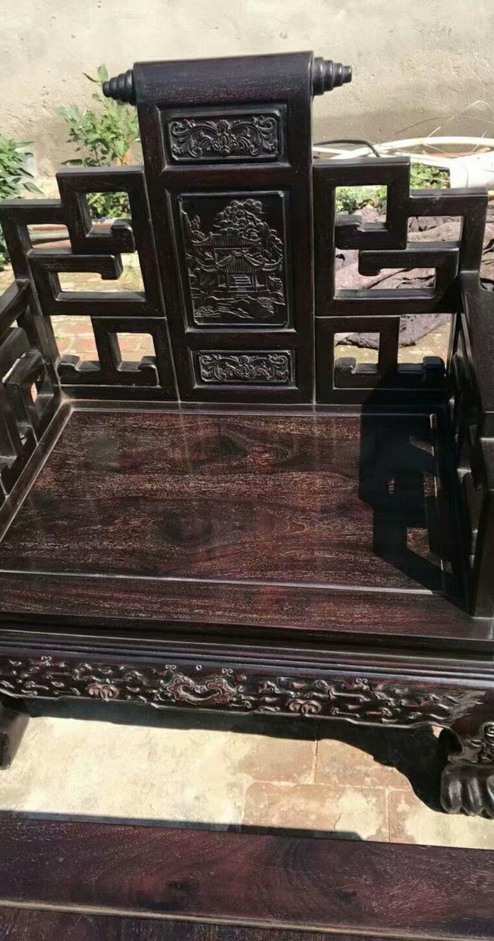           描述:喜欢收藏明清家具