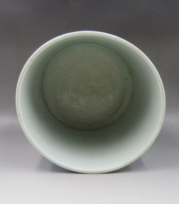青花龙纹大笔筒
