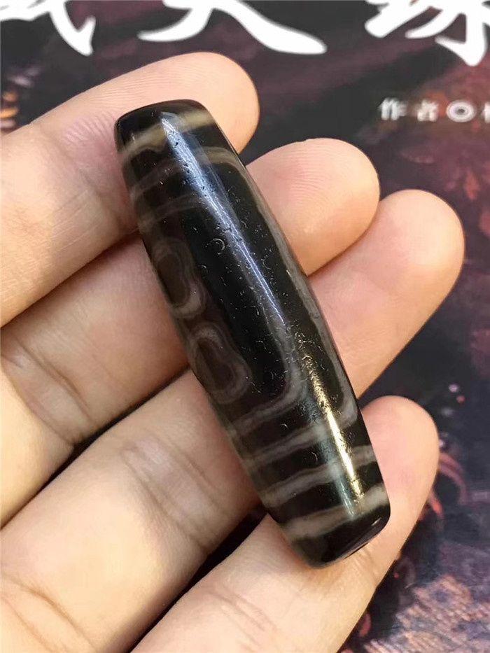 无砂双佛心五眼天珠