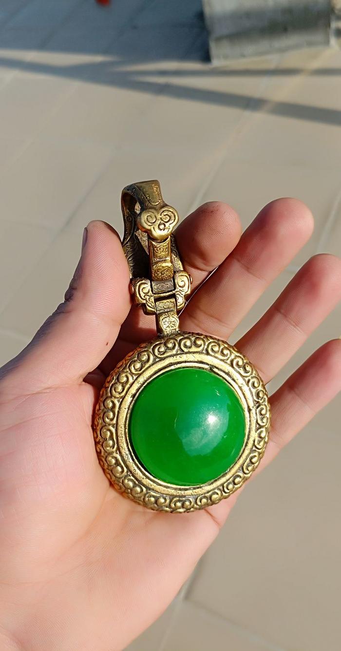 老翡翠镶铜腰带扣