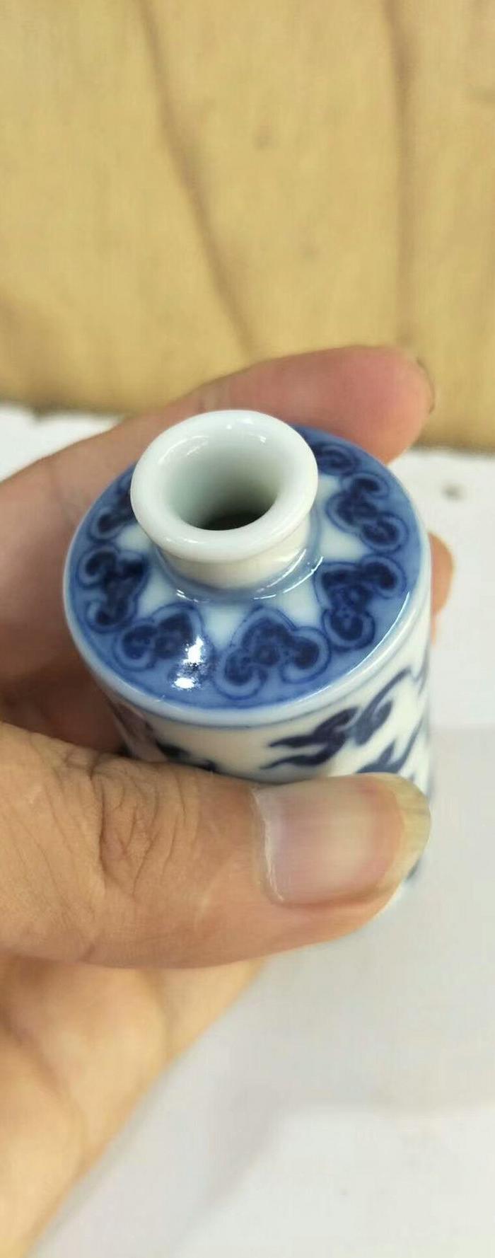 雍正 青花鼻烟壶