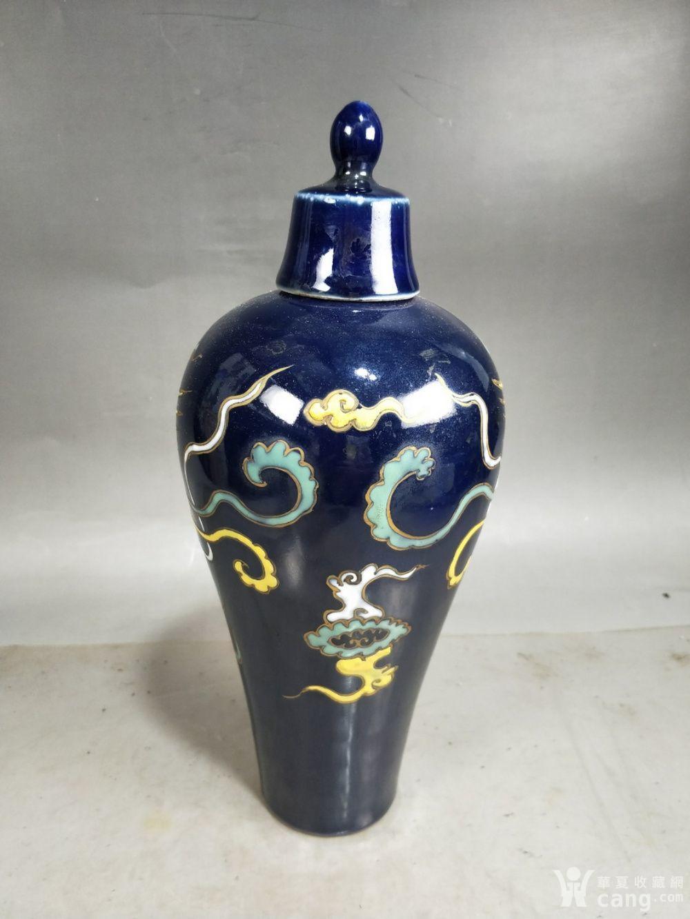 明代霁蓝内府凤纹梅瓶