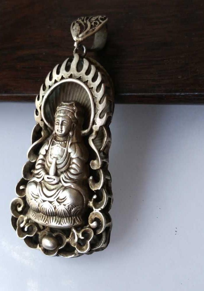乡下收的清代传世老银观音吊坠