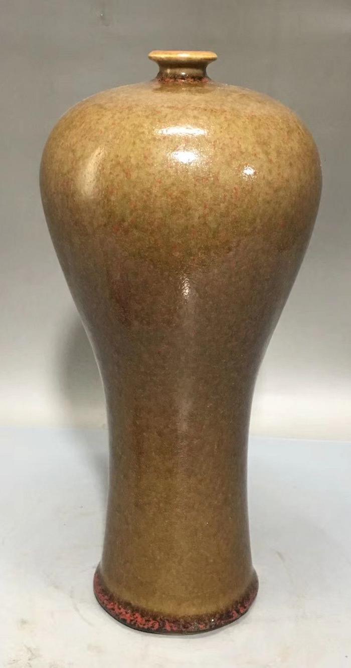 康熙单色釉梅瓶