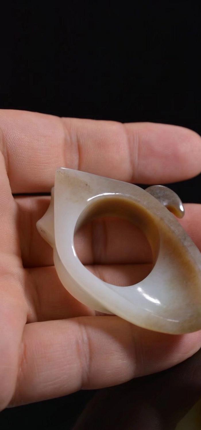 战汉时期老和田玉扳指