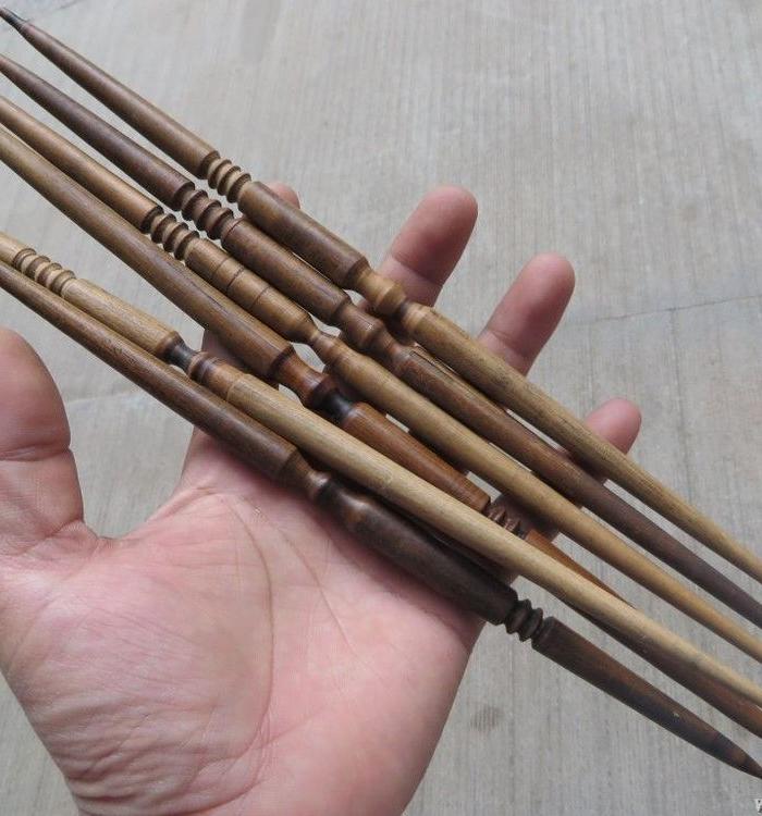 以前纺花用的黄花梨木锭子6个一起走