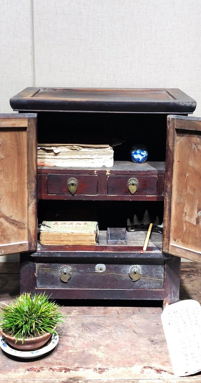 清中期 文房用品 黄柏木 案上小书厨