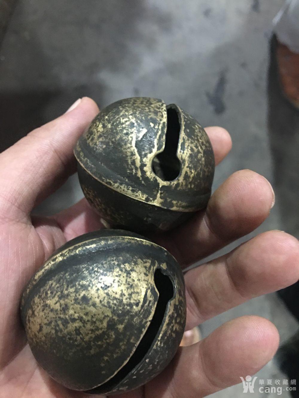 老铜铃一对