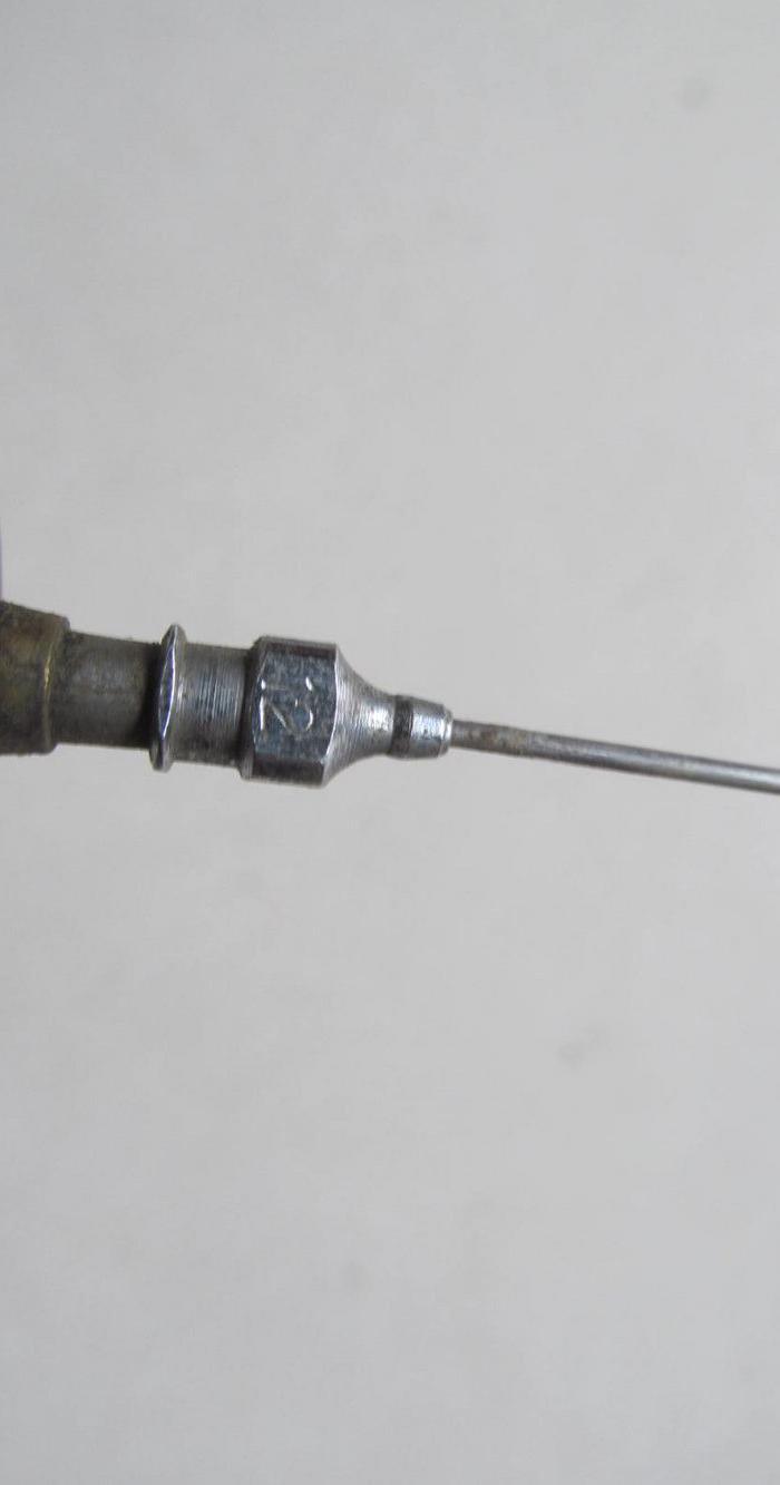 七八十年代兽用铜壳注射器,可以使用