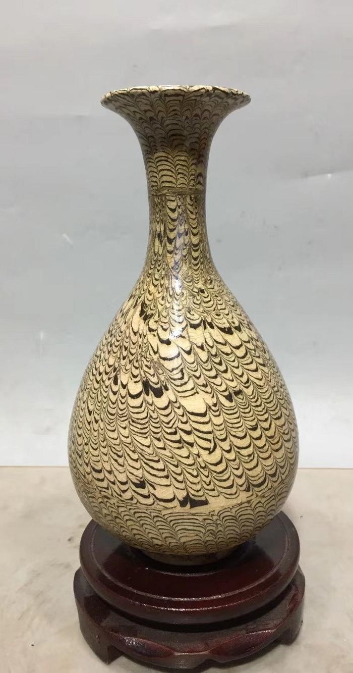 绞胎瓷玉壶春瓶