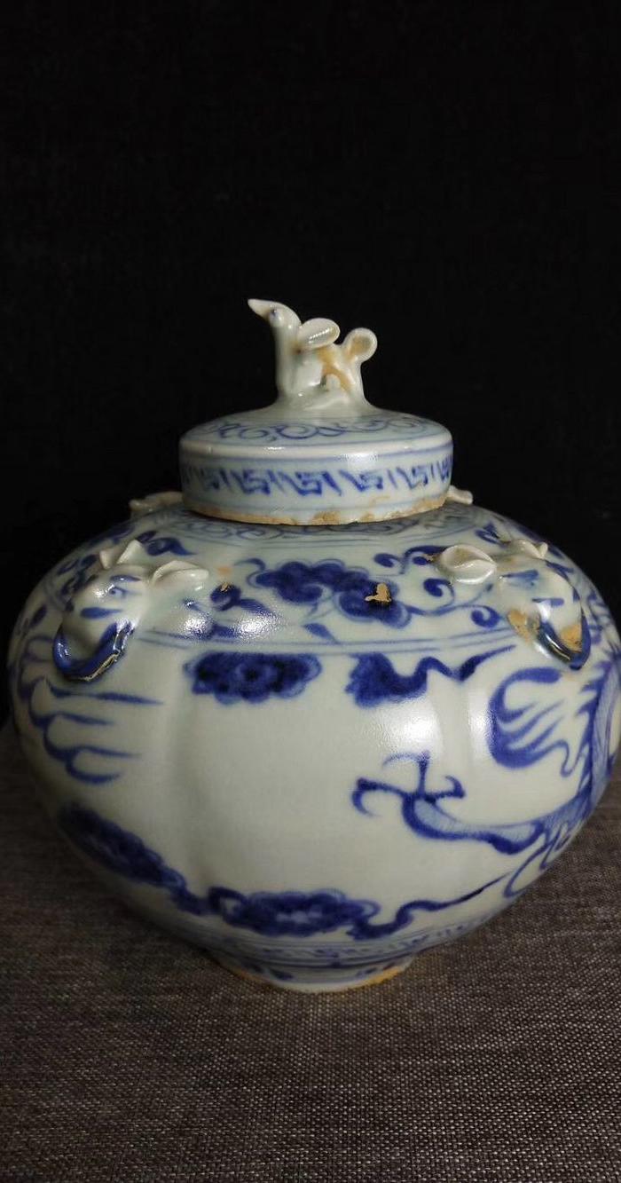 元青花龙纹盖罐