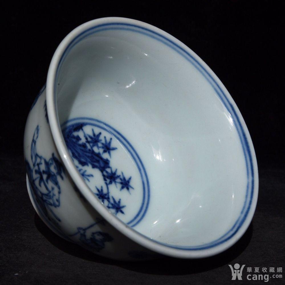 明宣德青花人物故事纹压手杯 5.3x9.