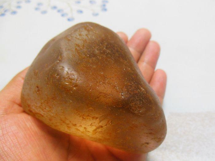 新疆黑宝石光原石