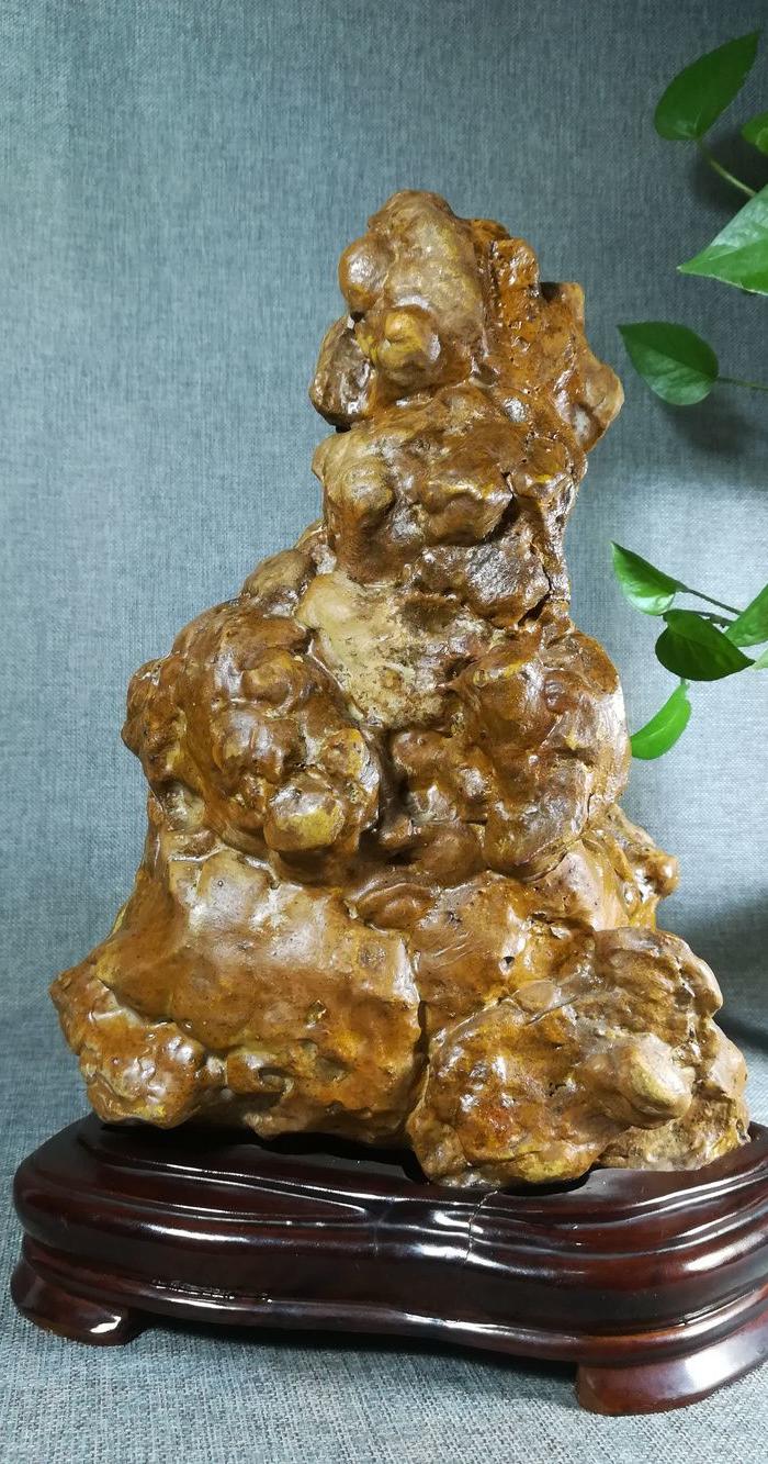 有些年头的古陶石