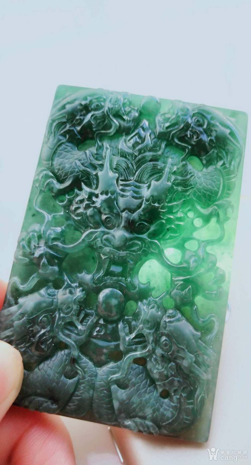 天然翡翠九龙挂件