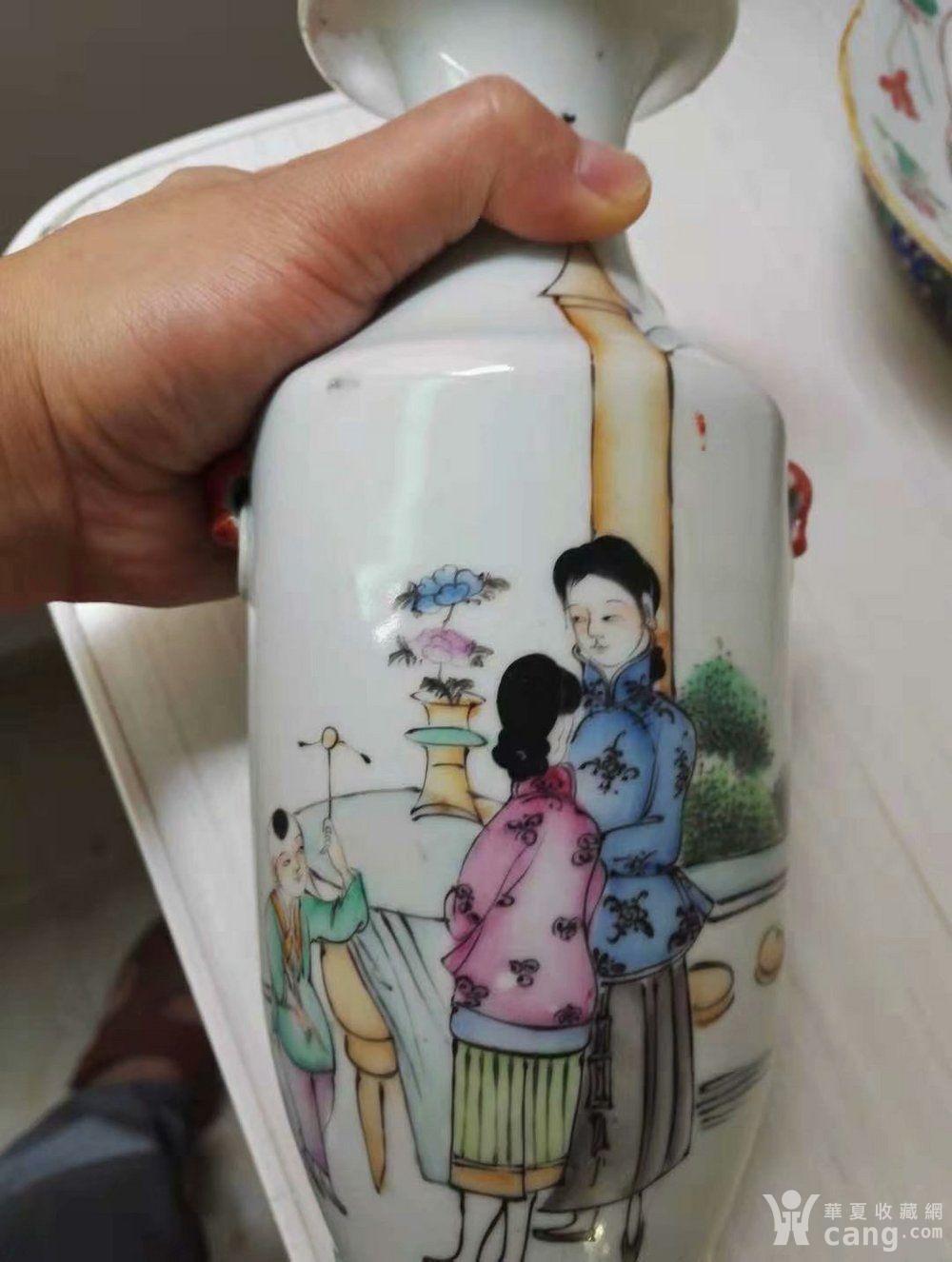 民国时装秀小脚女人尺瓶