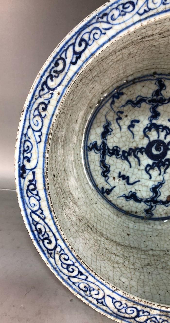 元代青花开片龙纹净手盆