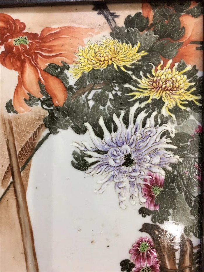 王步款粉彩菊花瓷板