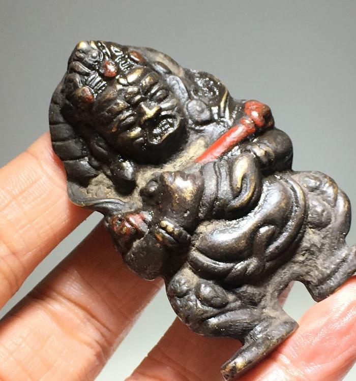 藏传清早期黄财神铜制佛牌