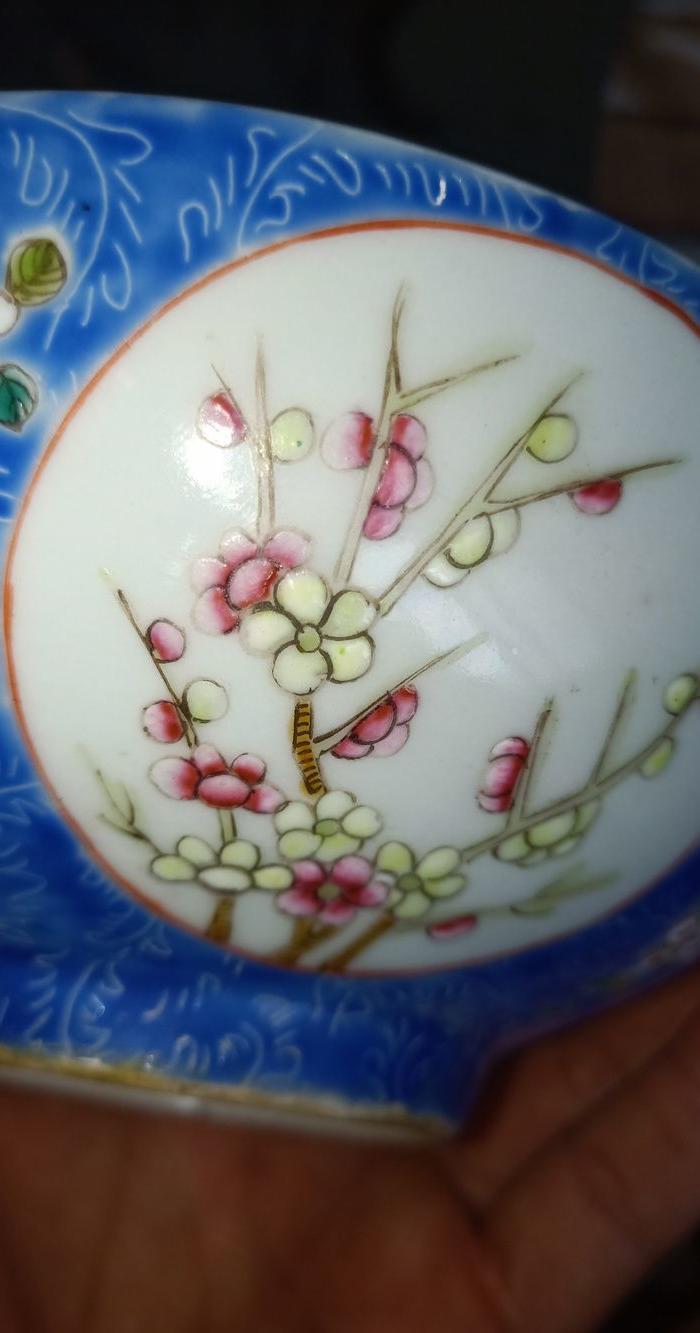 清蓝底开窗花卉五彩细瓷碗老存货