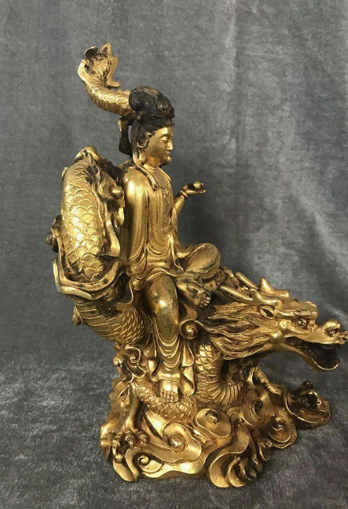 鎏金骑龙观音像
