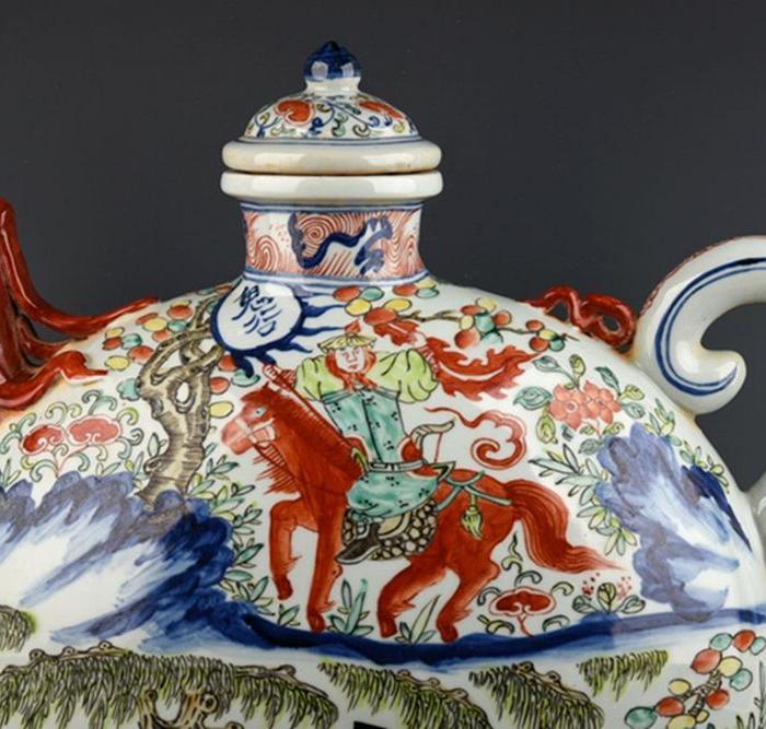 五彩古相博陵第款鬼谷下山纹凤首壶