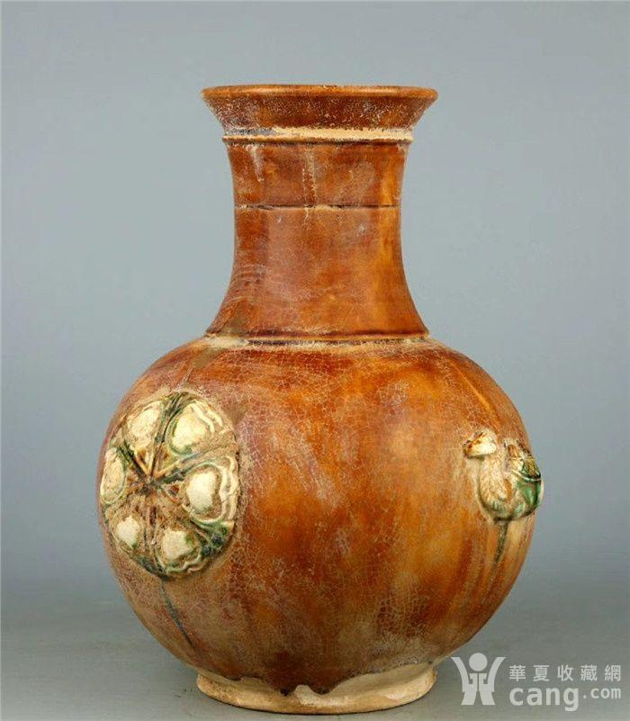 唐代183 唐三彩小开片暗饰刻瓷花卉纹赏瓶