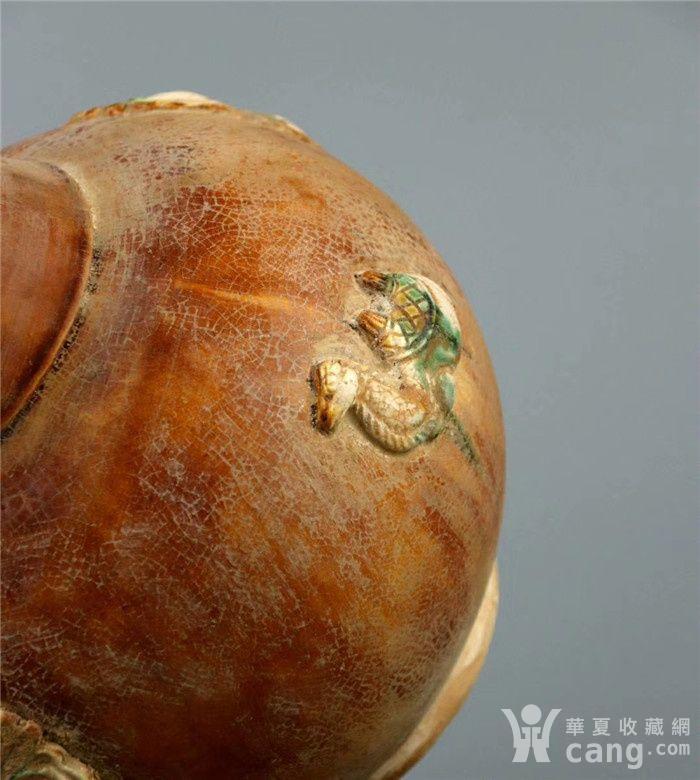 唐代183 唐三彩小开片暗饰刻瓷花卉纹赏瓶